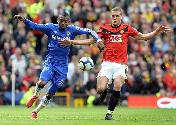 在中场的多 在中场的多