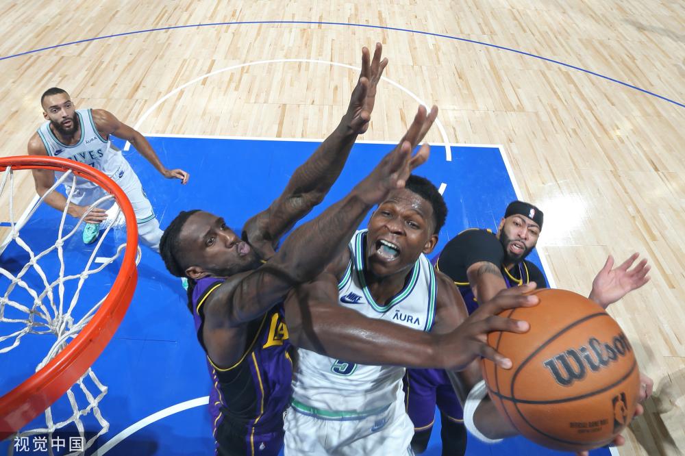 次彰显了篮 次彰显了篮